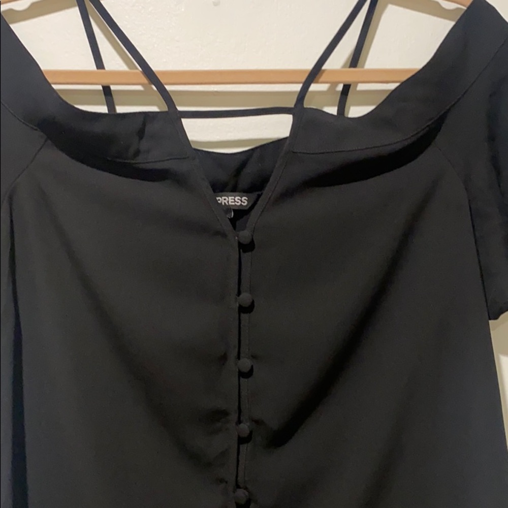 Express Button-up Blouse - Picture 2 of 2